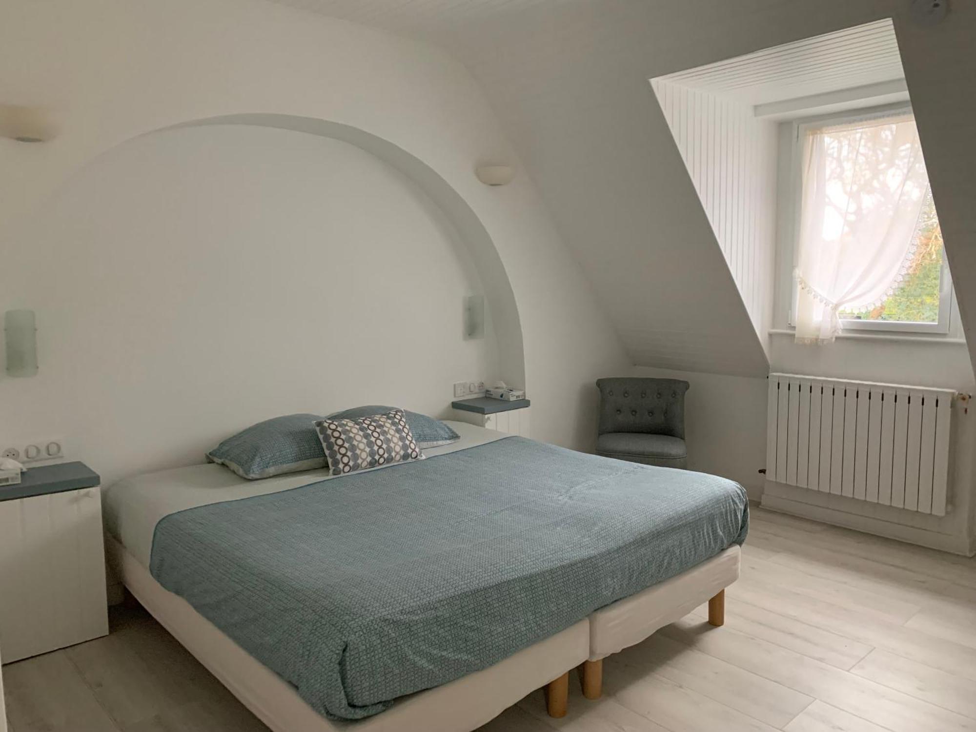 La Gentilhommiere Bed and Breakfast Tréffiagat Exteriör bild